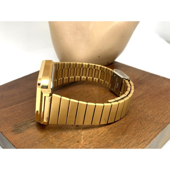 Casio Men's Watch A120WE Quartz Retro Digital Gold Stainless Steel 33mm - Picture 8 of 13